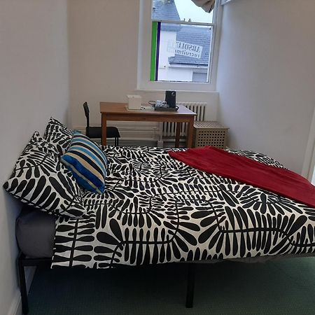 Apartament Bed Contl Breakfast Newport Wales Near Train Zewnętrze zdjęcie