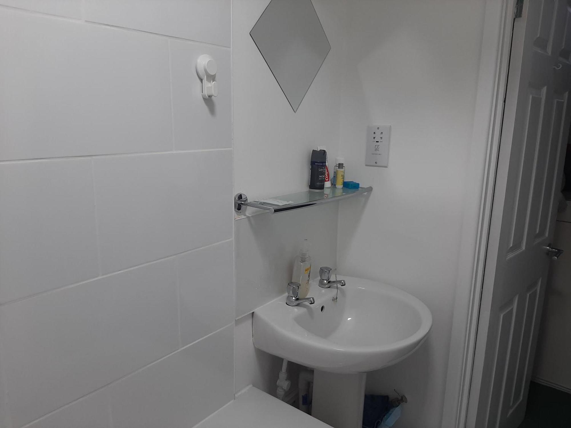 Apartament Bed Contl Breakfast Newport Wales Near Train Zewnętrze zdjęcie